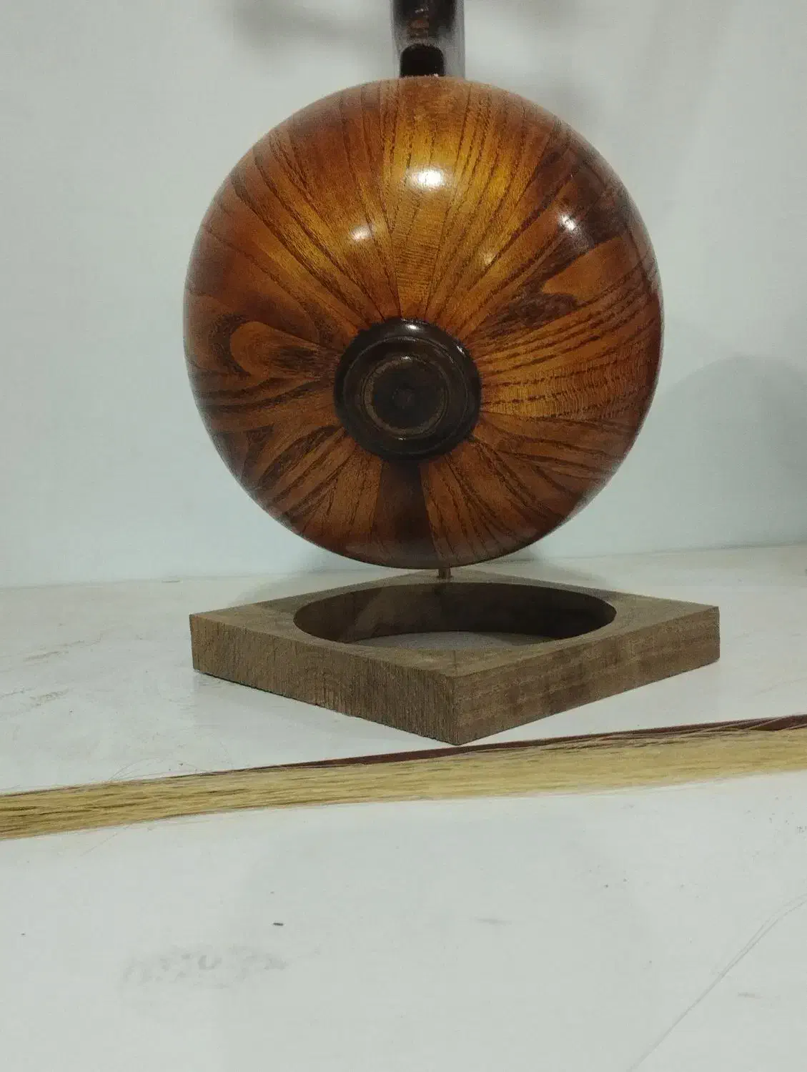 کمانچه پشت بسته|سازهای سنتی|اراک, |دیوار