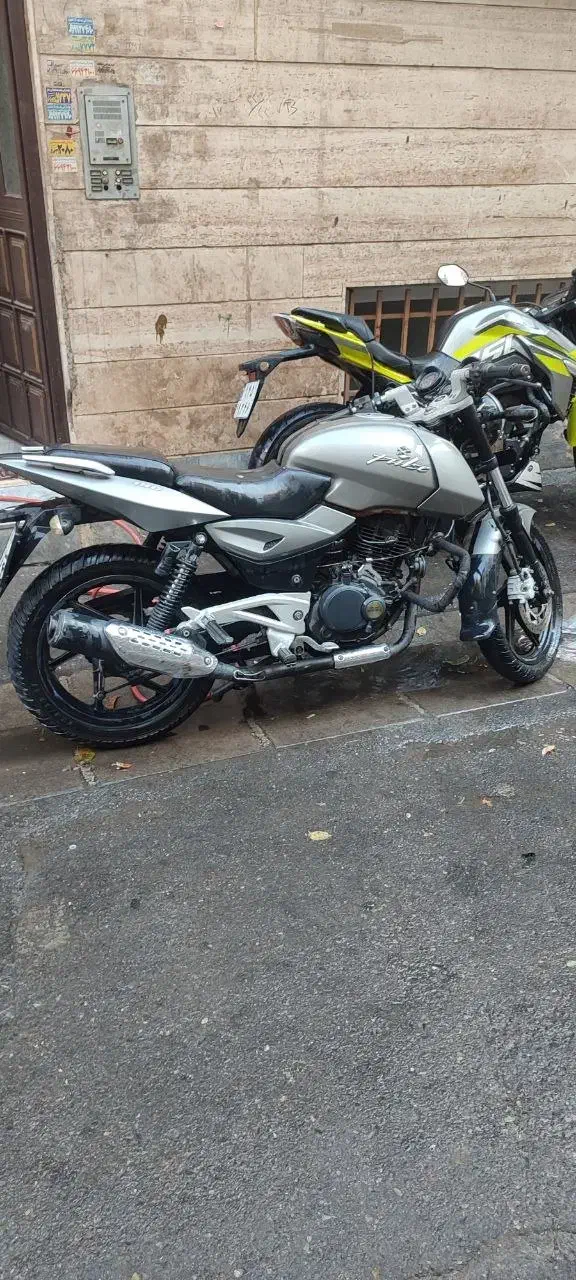 پالس ug4 مدل ۹۰ رنگ طوسی کم یاب|موتورسیکلت|ملارد, |دیوار