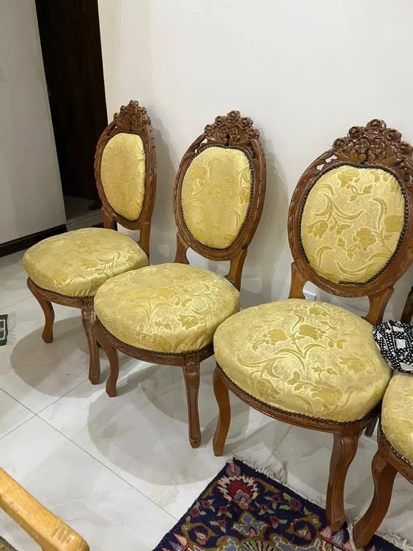 میز نهار خوری با ۱۰ صندلی|میز و صندلی غذاخوری|قائم‌شهر, |دیوار
