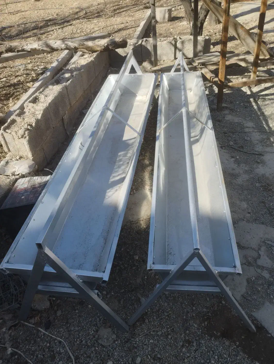 ابخور گوسفند|ابزارآلات|الیگودرز, |دیوار