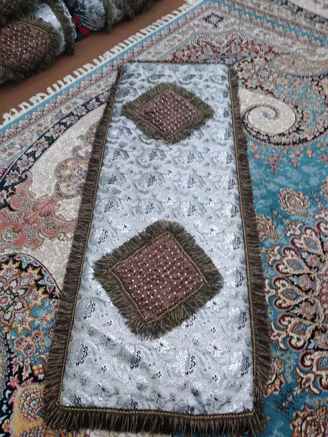 بالش لولهای وکناره|رختخواب، بالش، پتو|زابل, |دیوار