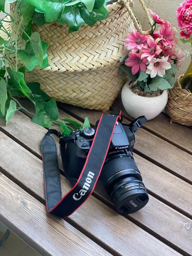 دوربین ۱۳۰۰دی کنون|دوربین عکاسی و فیلمبرداری|شیراز, معالیآباد|دیوار