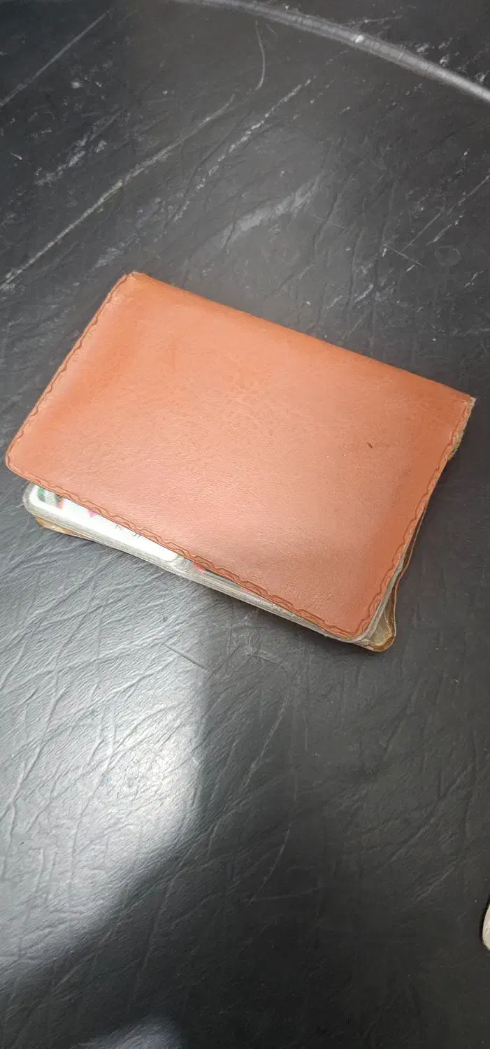 مدارک موتور گمشده|اشیا|اهواز, سپیدار|دیوار