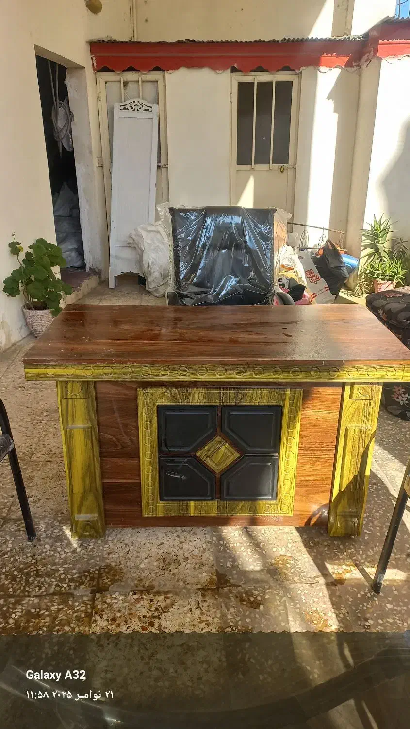 میز مدیریت وصندلی در حد نو|مبلمان اداری|لاهیجان, لیالستان|دیوار