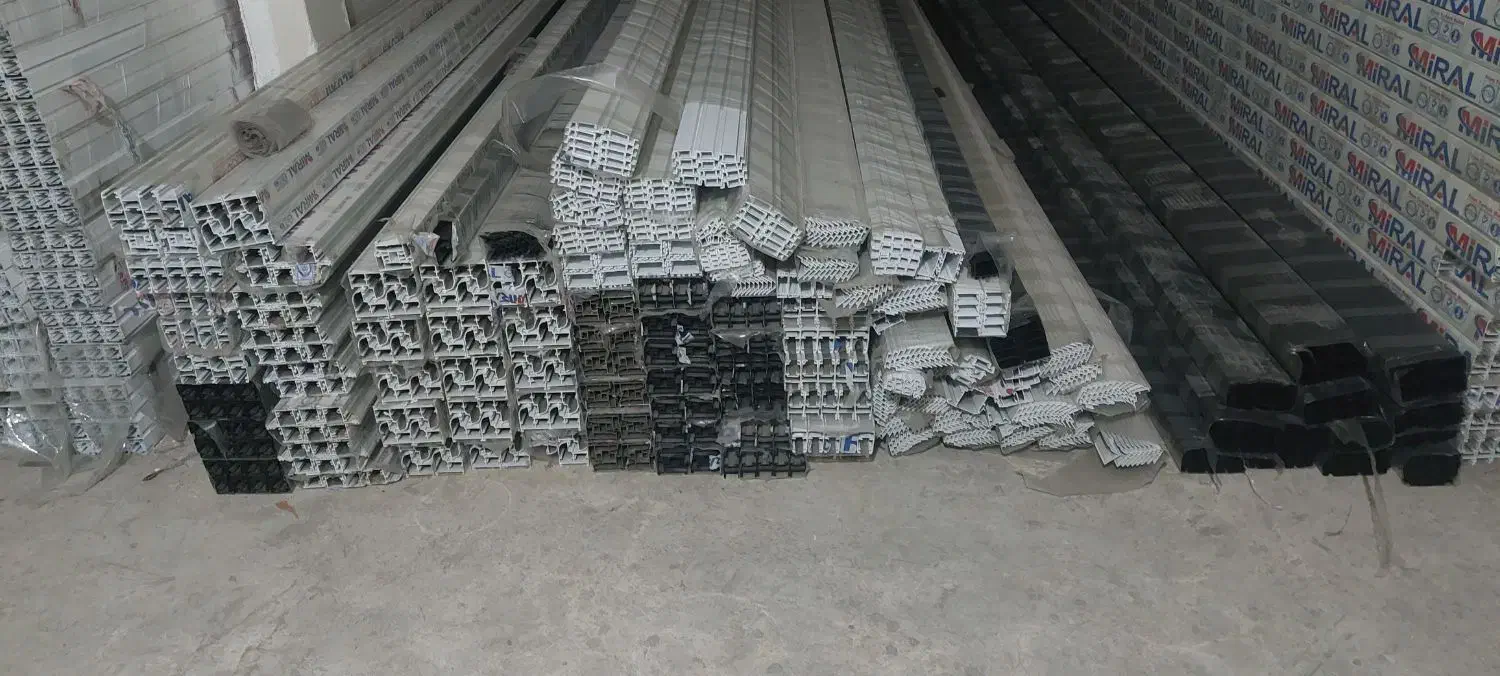 پخش پروفیل و متعلقات لاینر .لاین نوری.لاین.نورخطی.|ریسه و چراغ تزئینی|تبریز, |دیوار