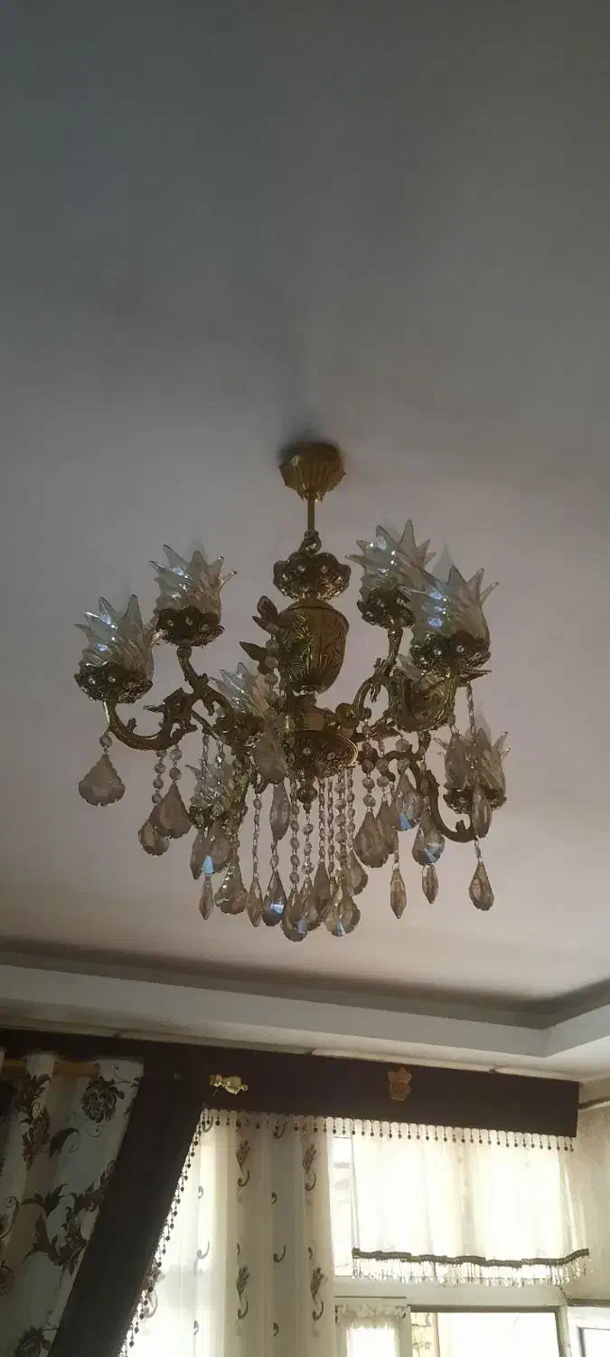 لوستر برنز 8شاخه لاله عباسی|لوستر و چراغ آویز|خوی, |دیوار