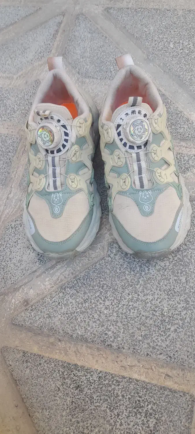 کفش درحد نو|کفش و لباس بچه|اهر, |دیوار