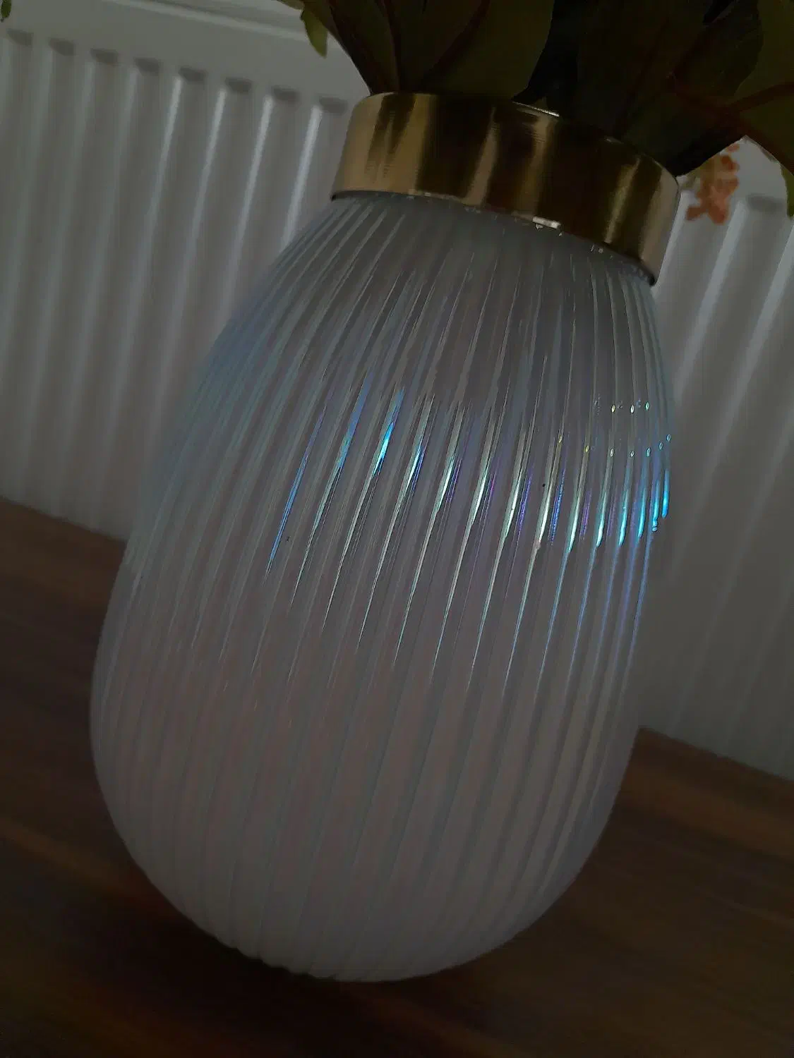 گل و گلدان زیبا|گل مصنوعی|مشکیندشت, |دیوار