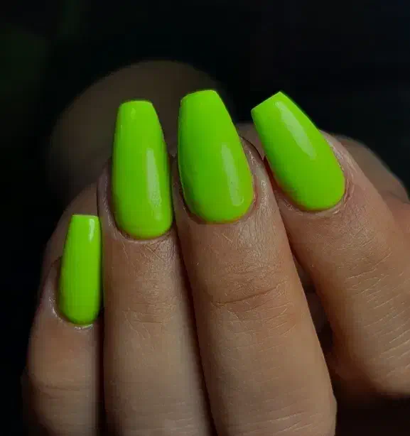 کاشت ناخن دست و پا|خدمات آرایشگری و زیبایی|شاندرمن, |دیوار