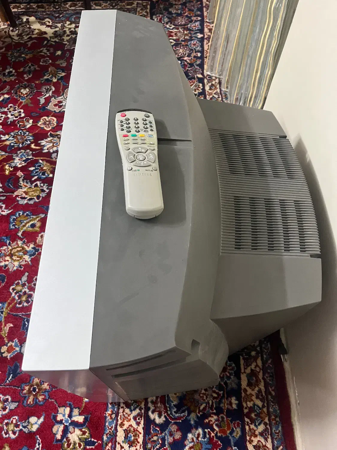 تلویزیون ۲۹ اینچ|تلویزیون و پروژکتور|اصفهان, تیران|دیوار