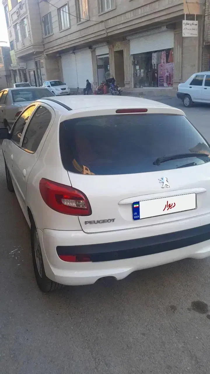 ماشین ۲۰۷ t5|خودرو سواری و وانت|هرسین, |دیوار