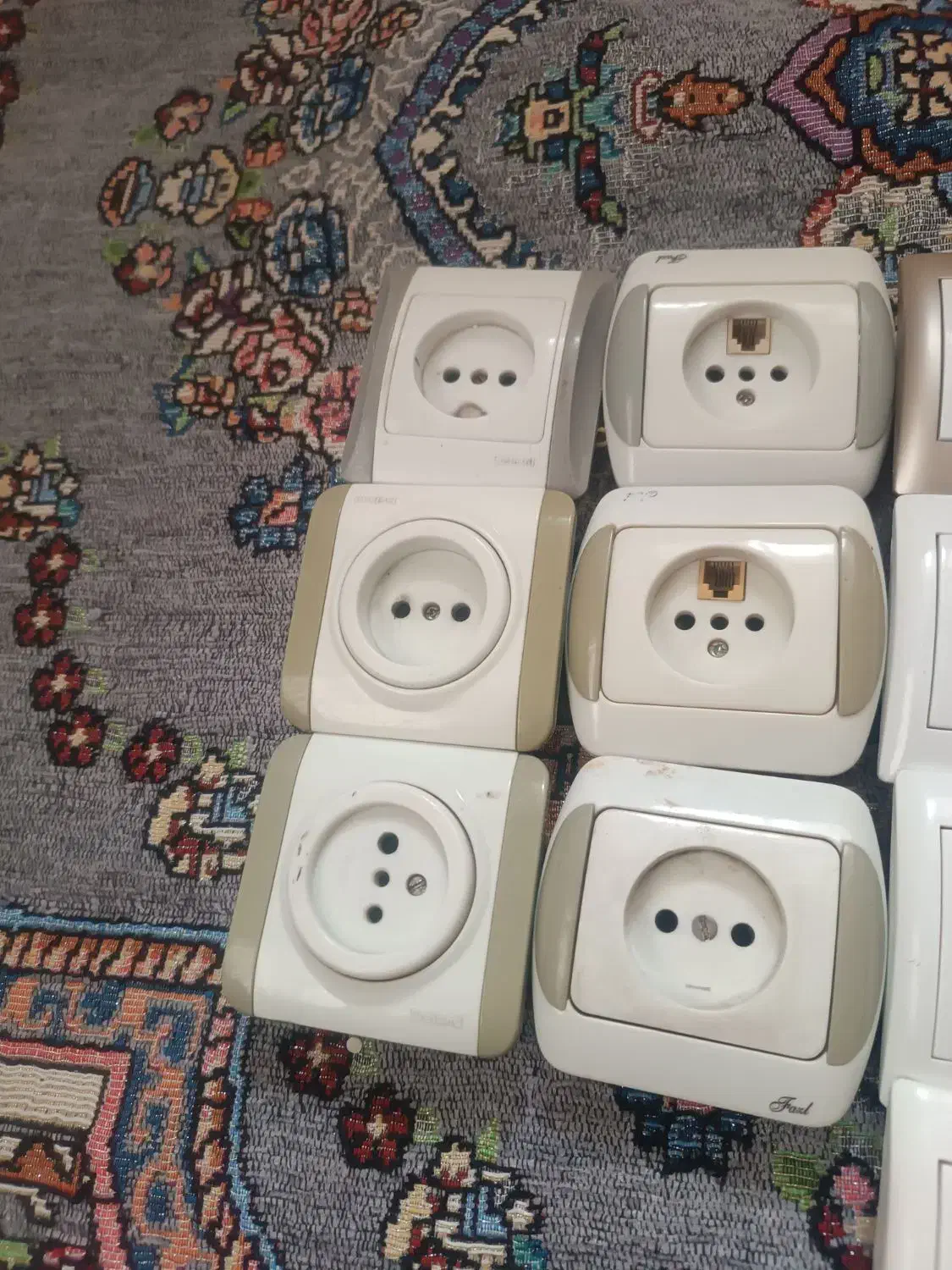 کلید و پریز|مصالح و تجهیزات ساختمان|بروجرد, |دیوار