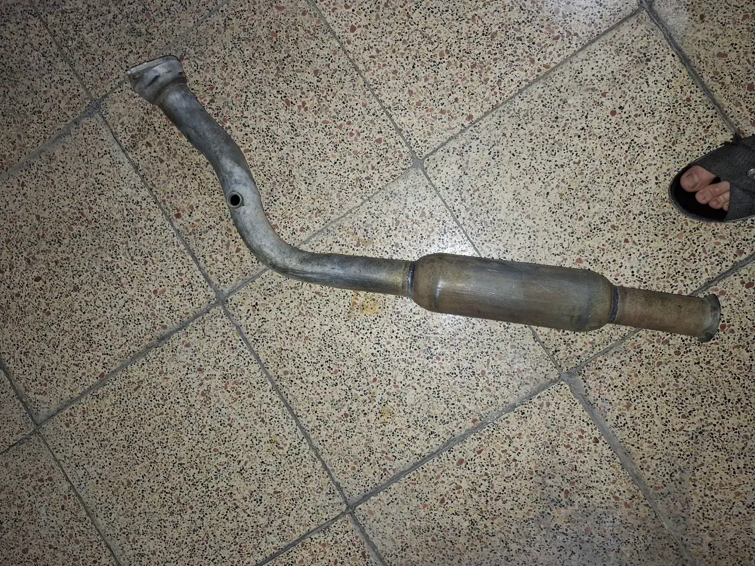 گلویی اگزوز پژو پارس و 405|قطعات یدکی و لوازم جانبی|اسلامشهر, شهرک سعیدیه|دیوار