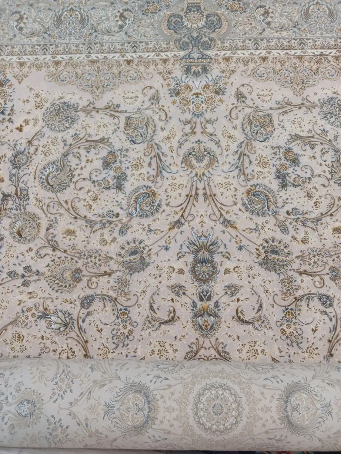 فرش 1500 شانه تراکم 4600|فرش|رشت, یخسازی|دیوار