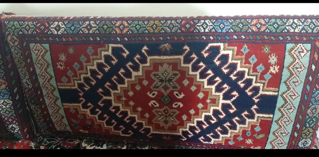 پشتی|پشتی|اسلامشهر, زرافشان|دیوار