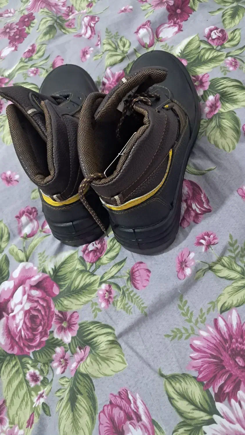 یک جفت کفش ایمنی برق سایز۴۲|کیف، کفش، کمربند|مرودشت, سهل‌آباد|دیوار