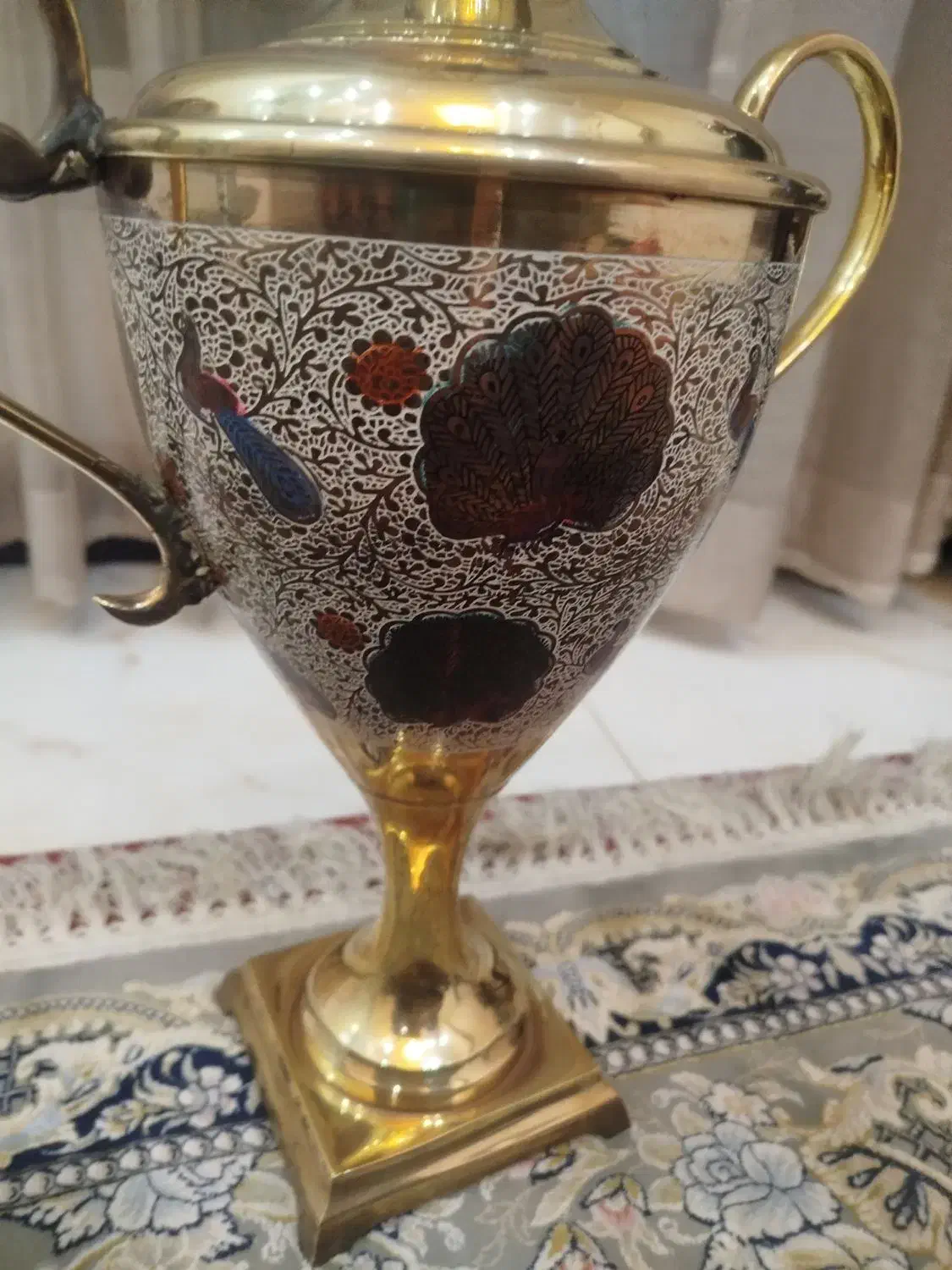 می خوری گهنه|کلکسیون اشیاء عتیقه|ری, شهرک نظامی|دیوار