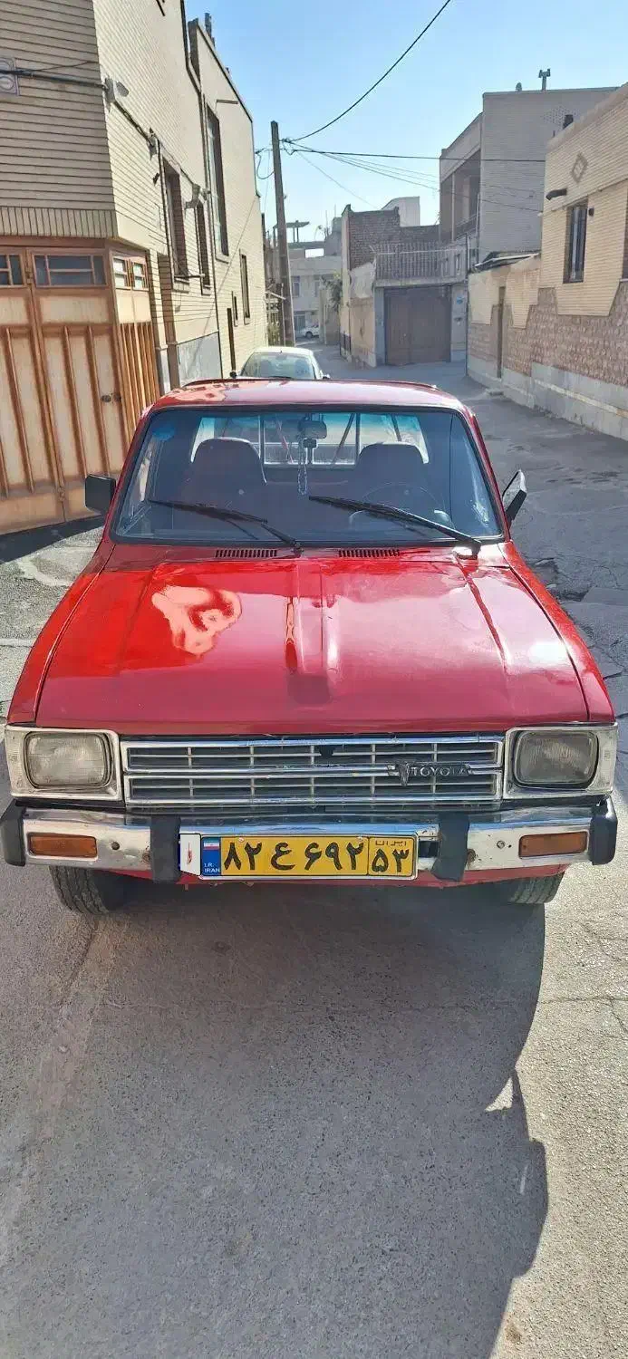 تویوتا وانت ۸۳|خودرو سواری و وانت|لنجان, |دیوار