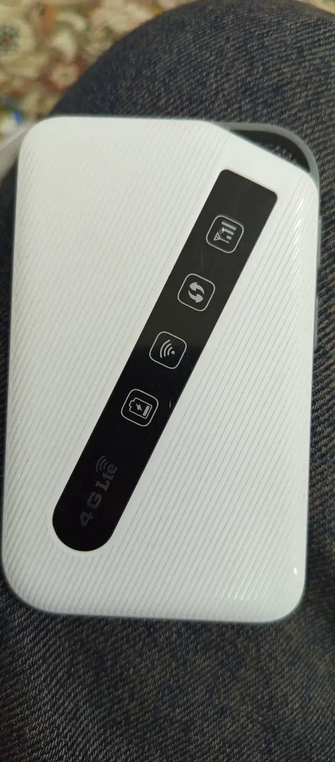 مودم جیبی همه سیمکارتارو پشتیبانی میکنه|مودم و تجهیزات شبکه|قم, زند آباد|دیوار