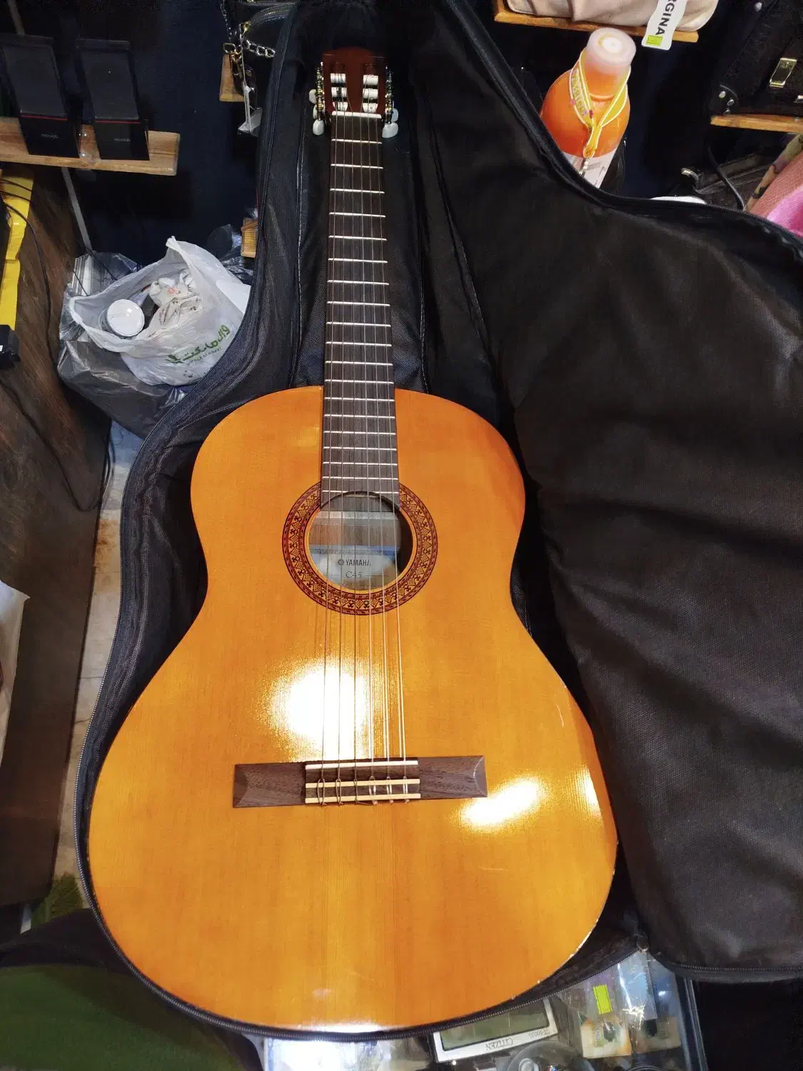 گیتار آکوستیک یاماها C45 اندونزی|گیتار، بیس، امپلیفایر|اردبیل, |دیوار