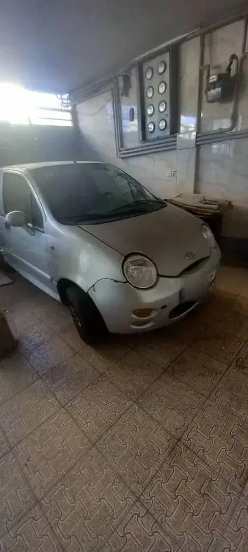 ام وی ام 110|خودرو سواری و وانت|اندیشه, اندیشه فاز ۱|دیوار