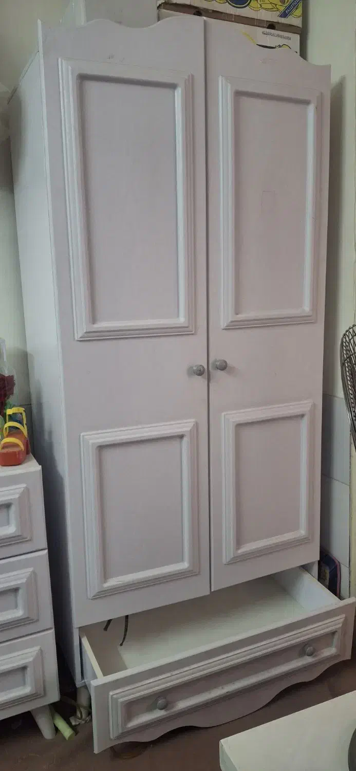 سرویس خواب|تخت و سرویس خواب|قم, یزدان‌شهر|دیوار