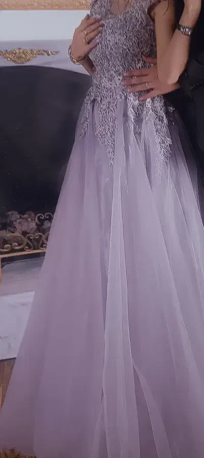 لباس نامزدی نو ی بار تن شده|لباس|فریمان, |دیوار