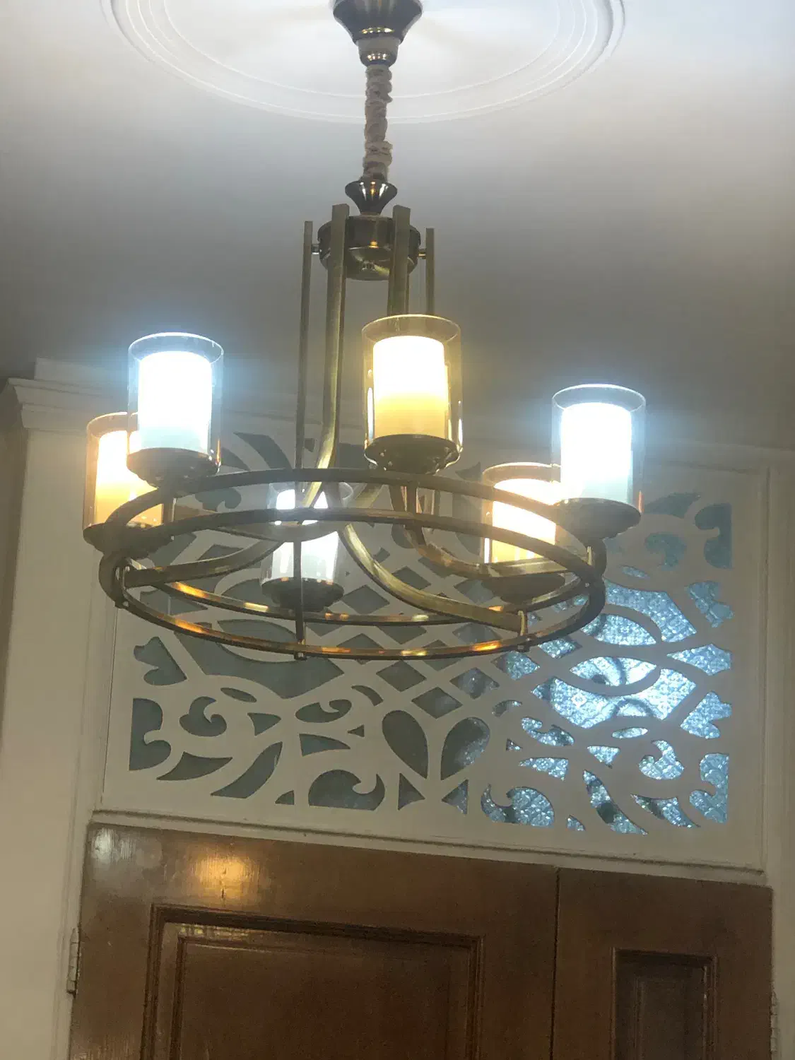 لوستر|لوستر و چراغ آویز|ری, صفاییه (چشمه علی)|دیوار