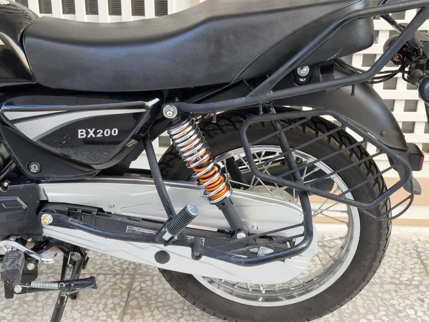 باکسر دینو ۴۰۲ درحد خشک|موتورسیکلت|قم, بکایی|دیوار