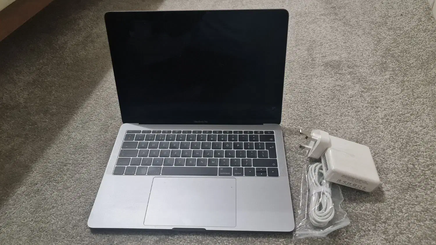 اپل مک بوک پرو 2017|رایانه همراه|مبارکه, |دیوار