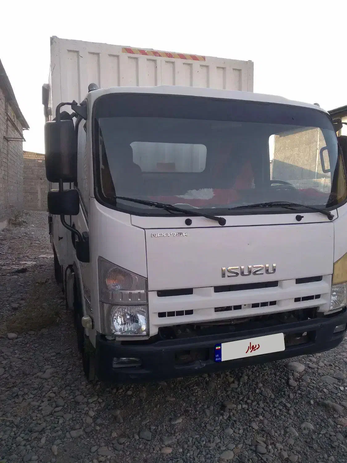 خاور ایسوزو6تنP700مدل ۹۷سالم|خودرو سنگین|جیرفت, |دیوار