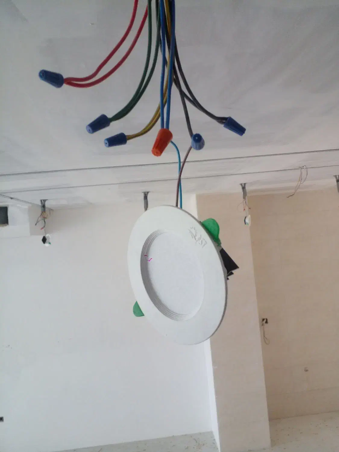 خدمات برقکاری در محل|خدمات پیشه و مهارت|کرمانشاه, |دیوار