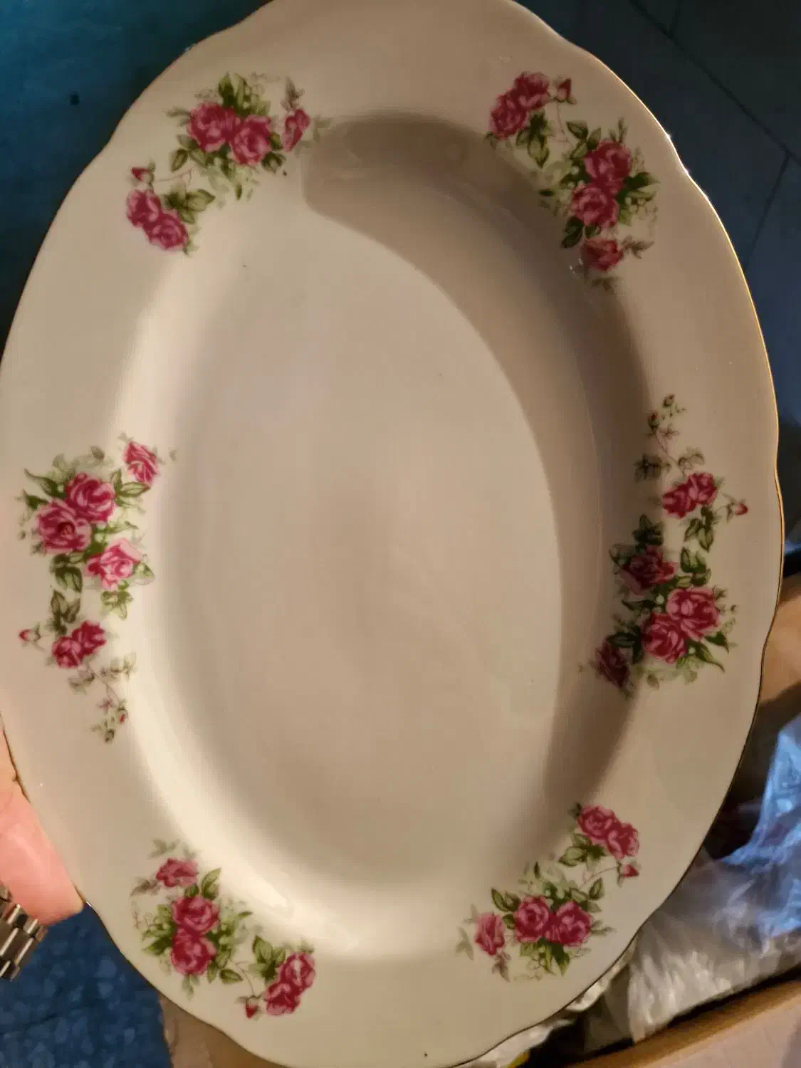 سرویس چینی گل سرخی|ظروف سرو و پذیرایی|کرج, شهرک فهمیده|دیوار