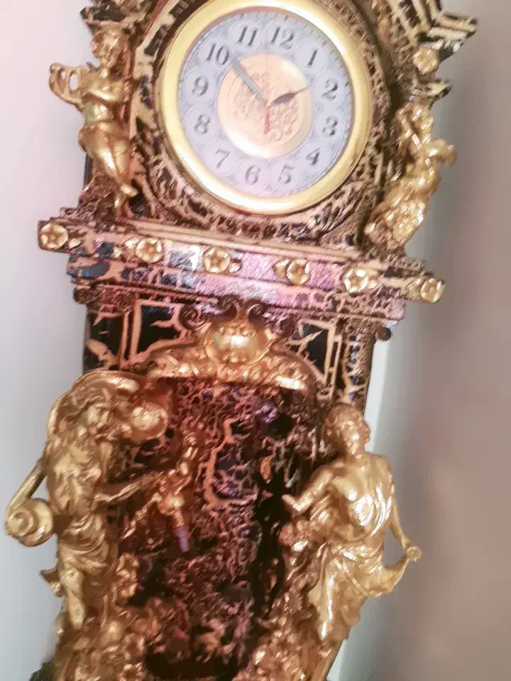 ب خاطر کمبود جا|ساعت دیواری و تزئینی|تهران, شهرک استقلال|دیوار