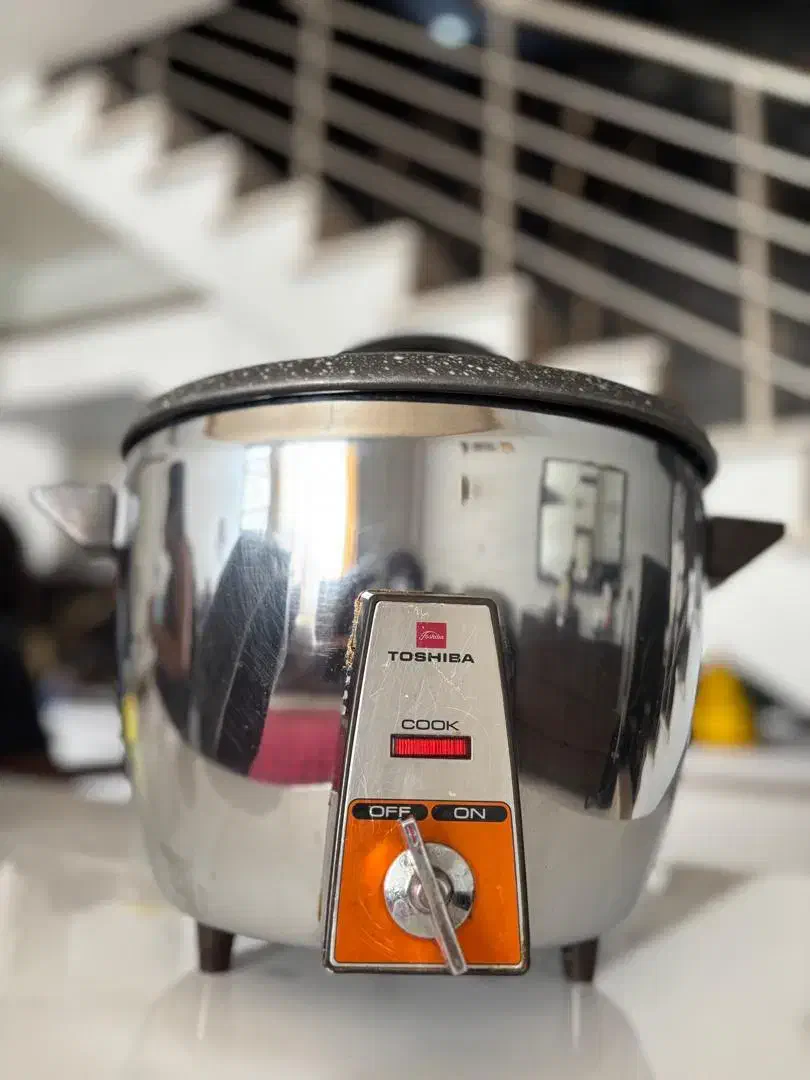 لوازم آشپزخانه|ظروف پخت‌وپز|سبزوار, شرق کال عیدگاه|دیوار