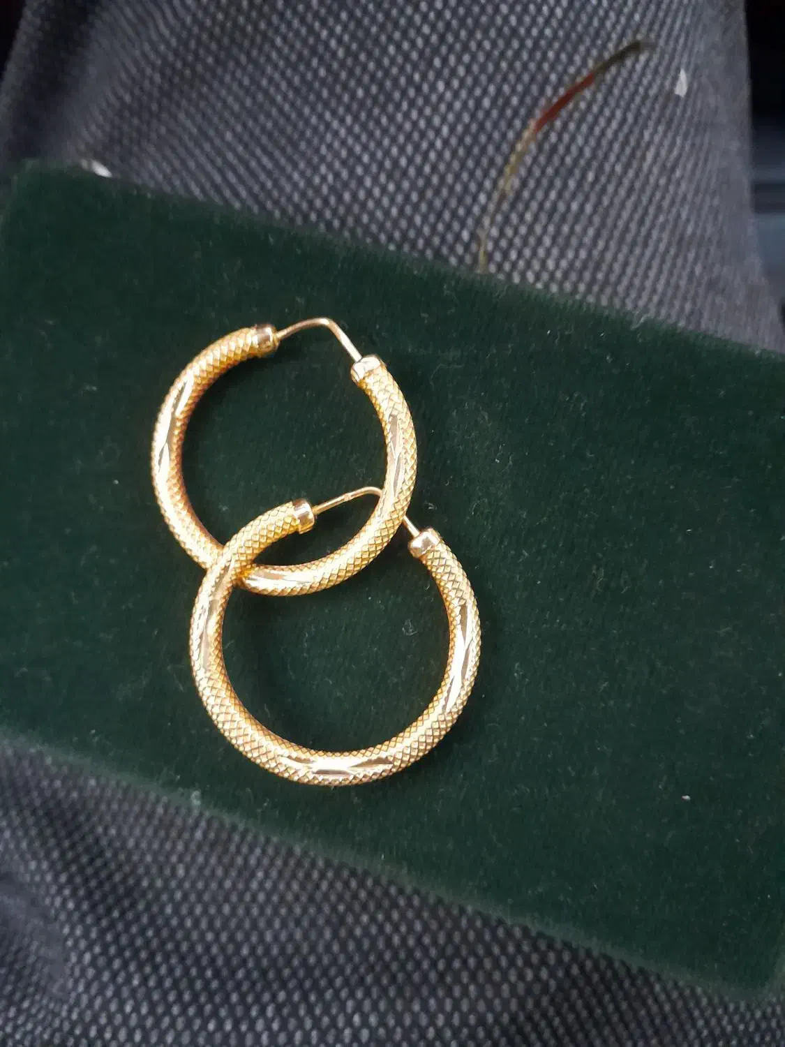 یک جفت گوشواره به همراه دو عدد انگشتر|جواهرات|باغستان, |دیوار