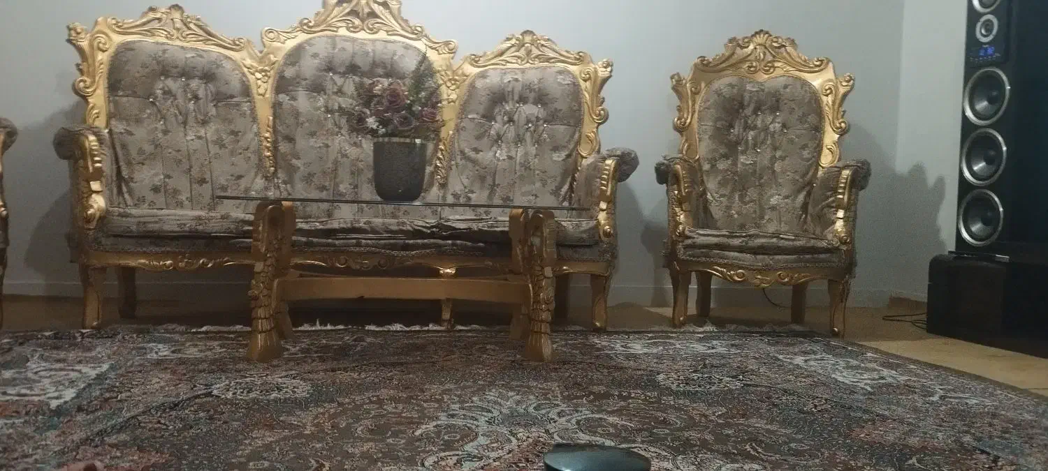 مبل سلطنتی 7نفره|مبلمان خانگی و میز عسلی|اهواز, معین زاده|دیوار