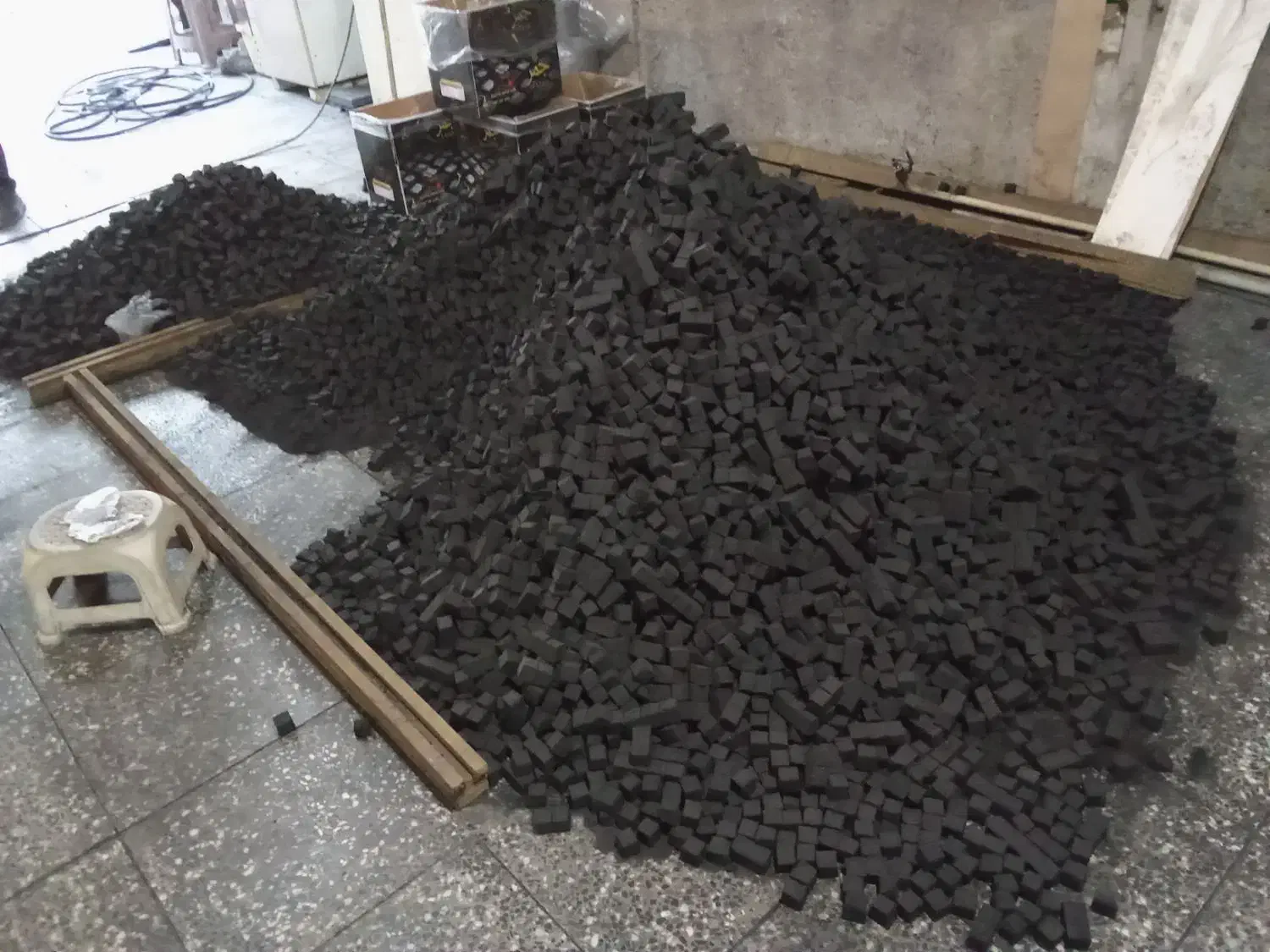 ذغال پسته«افتخار»|خدمات پیشه و مهارت|خمینی‌شهر, |دیوار