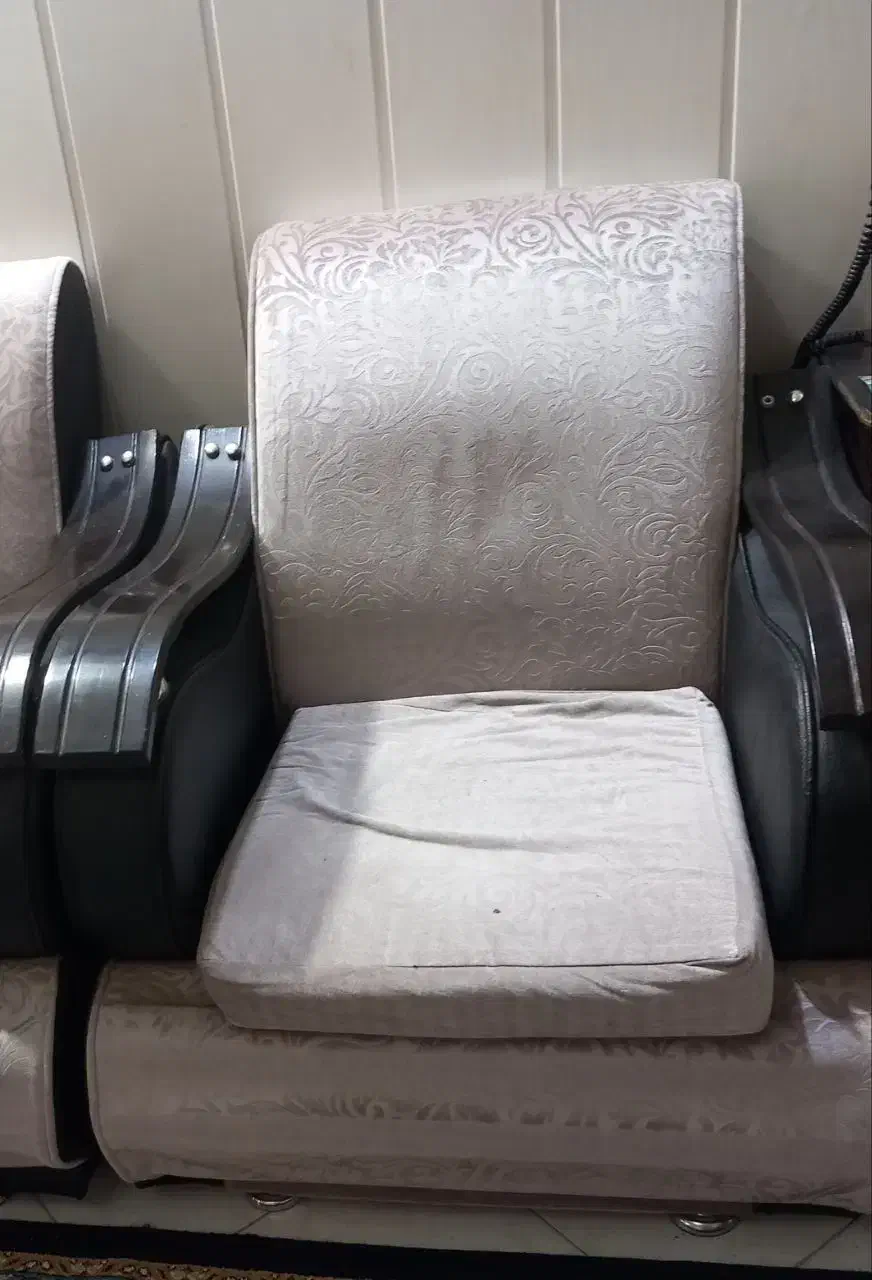 مبل کارکرده سالم|مبلمان خانگی و میز عسلی|مشهد, تربیت (صدف)|دیوار