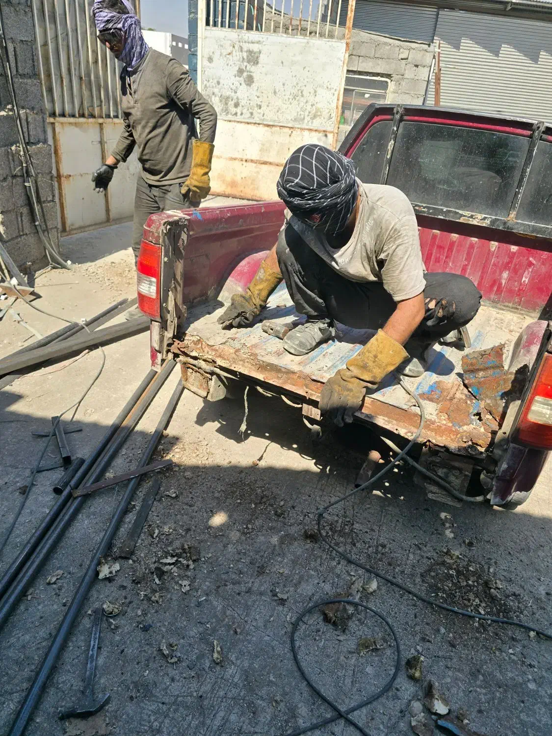 تعمیرگاه حوضی عقب انواع ماشین|خدمات پیشه و مهارت|آبپخش, |دیوار