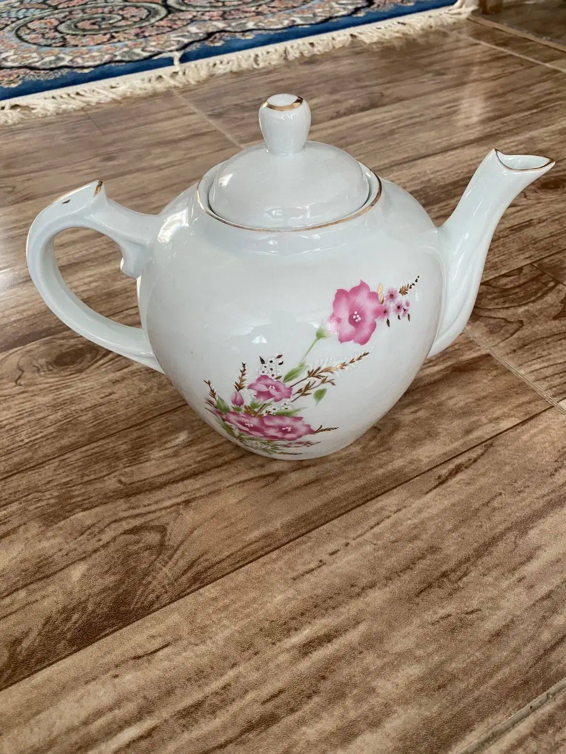 قوری چینی بزرگ|قوری، کتری، قهوه‌ساز دستی|سبزوار, شهرک جهاد|دیوار