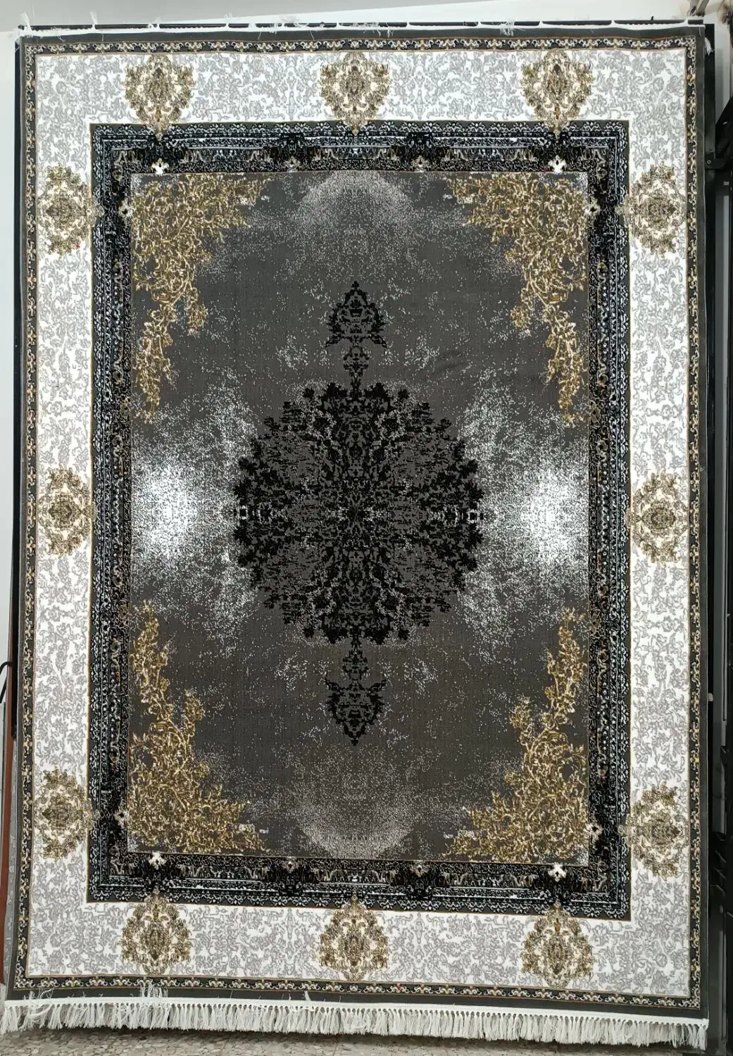 صدراروشن وتیره اقتصادی کارخانه|فرش|کرج, اسلامآباد|دیوار