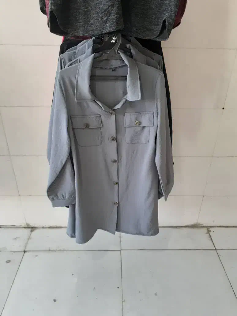 مانتوابروبادی|لباس|اصفهان, قهجاورستان|دیوار