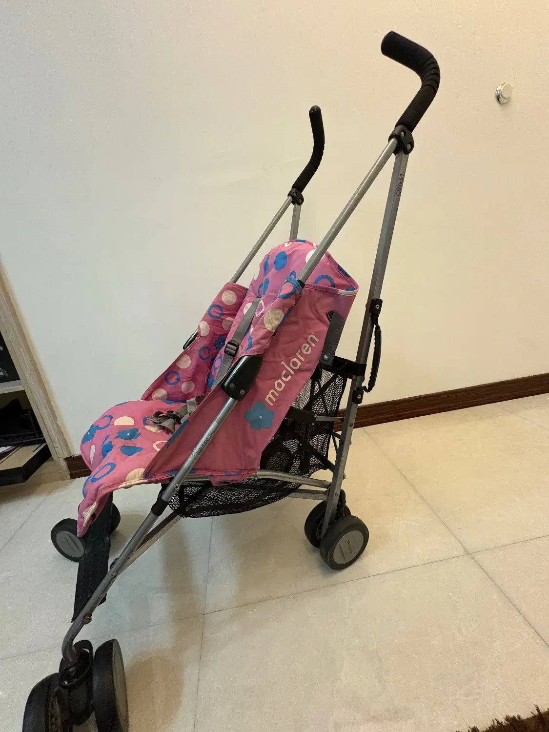کالسکه عصایی مک لارن Maclaren صورتی (قابل مذاکره )|کالسکه و لوازم جانبی|اهواز, کیان اباد|دیوار