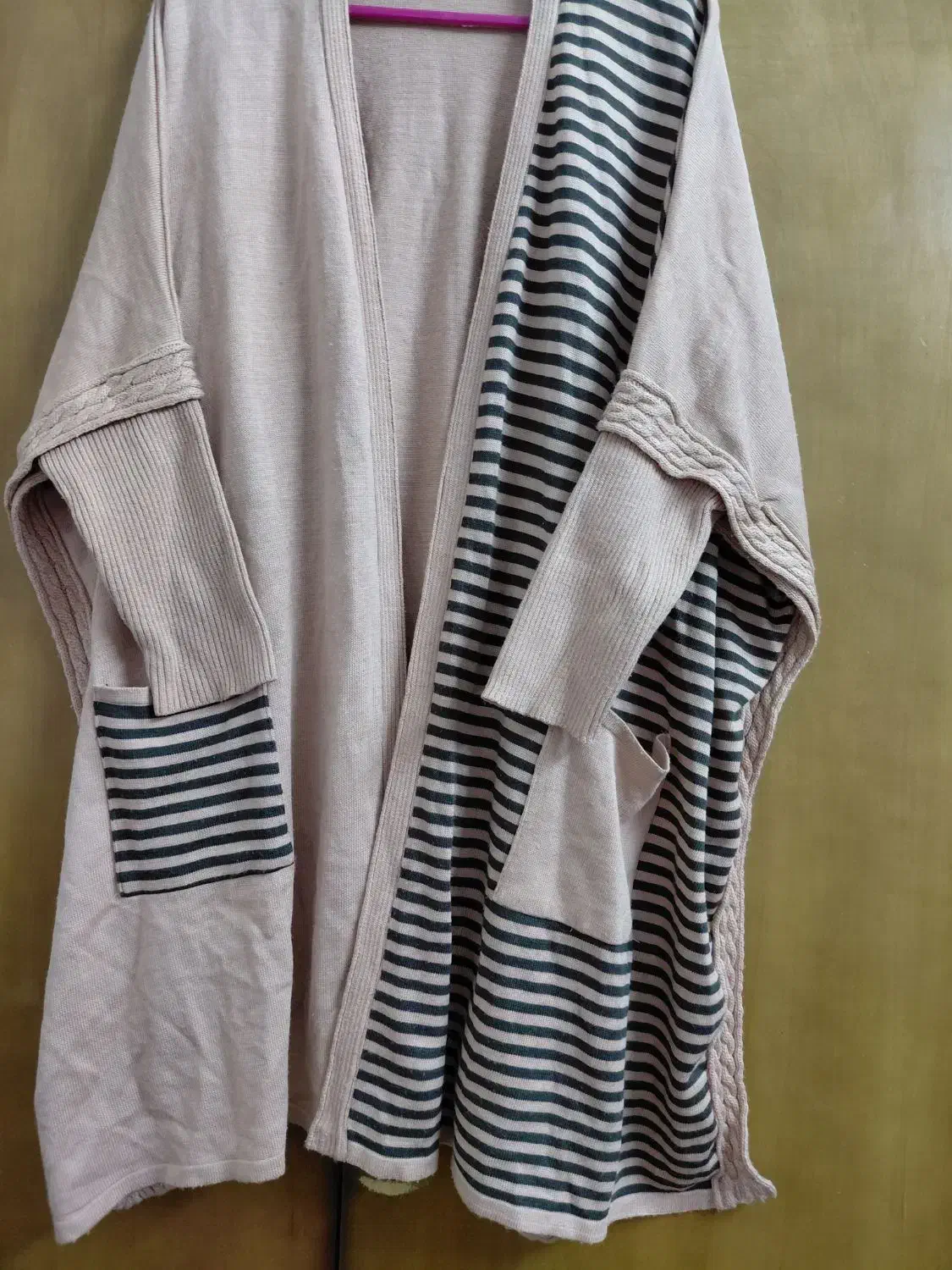 ژاکت مانتو لباس تر و تمیز بدون هیچ ایرادی ق ۱۵۰۰ ه|لباس|اردکان, |دیوار