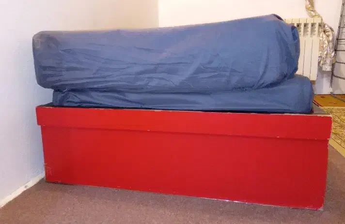 تخت یک نفره|تخت و سرویس خواب|بندر انزلی, مسکن مهر|دیوار