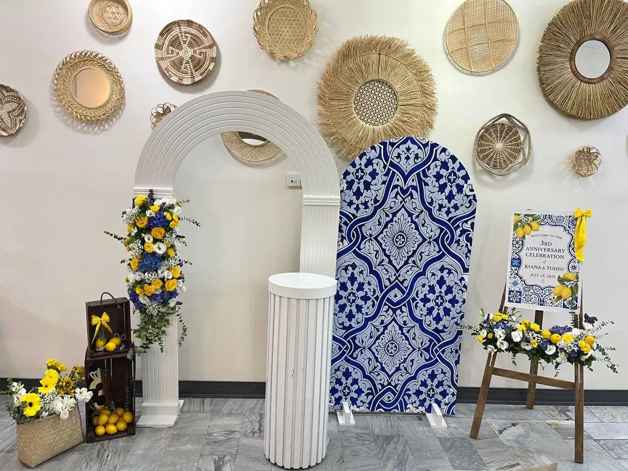 بادکنک آرایی|خدمات پذیرایی، مراسم|بومهن, |دیوار