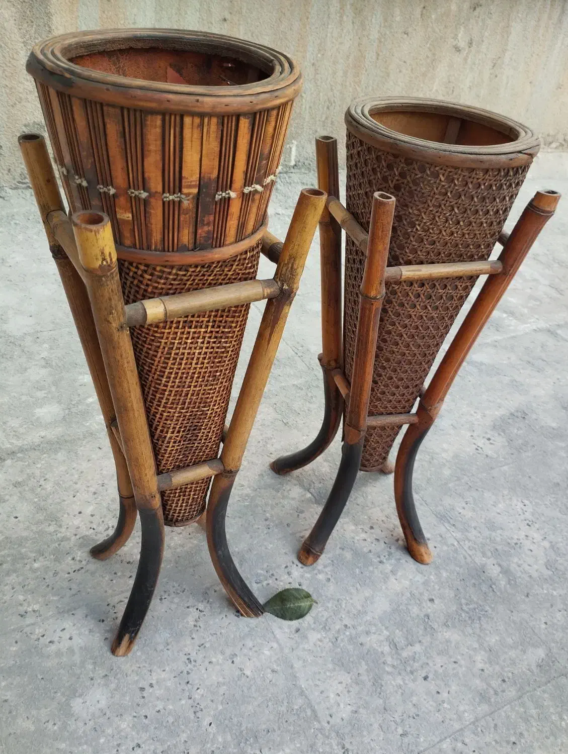 میز کنار سالنی به همراه حل گلدانی کنار سالنی|میز تلفن|تهران, آهنگ|دیوار