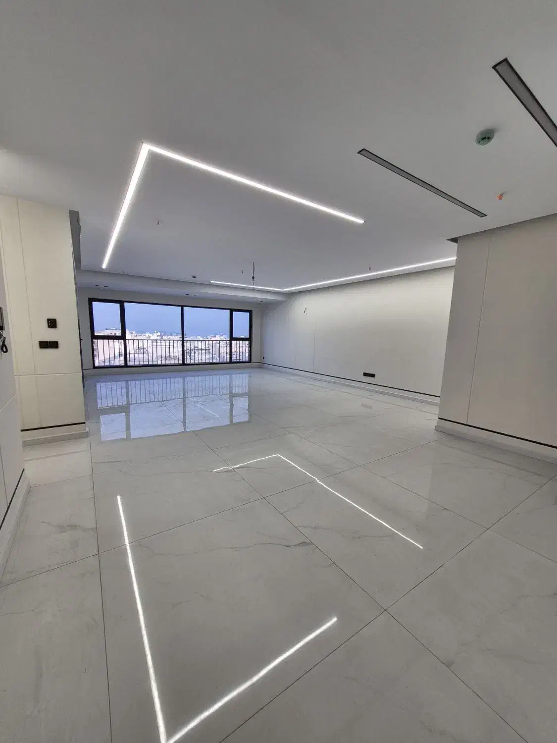 ۱۶۵متر ۳خواب نوساز کلید نخورده مرزداران