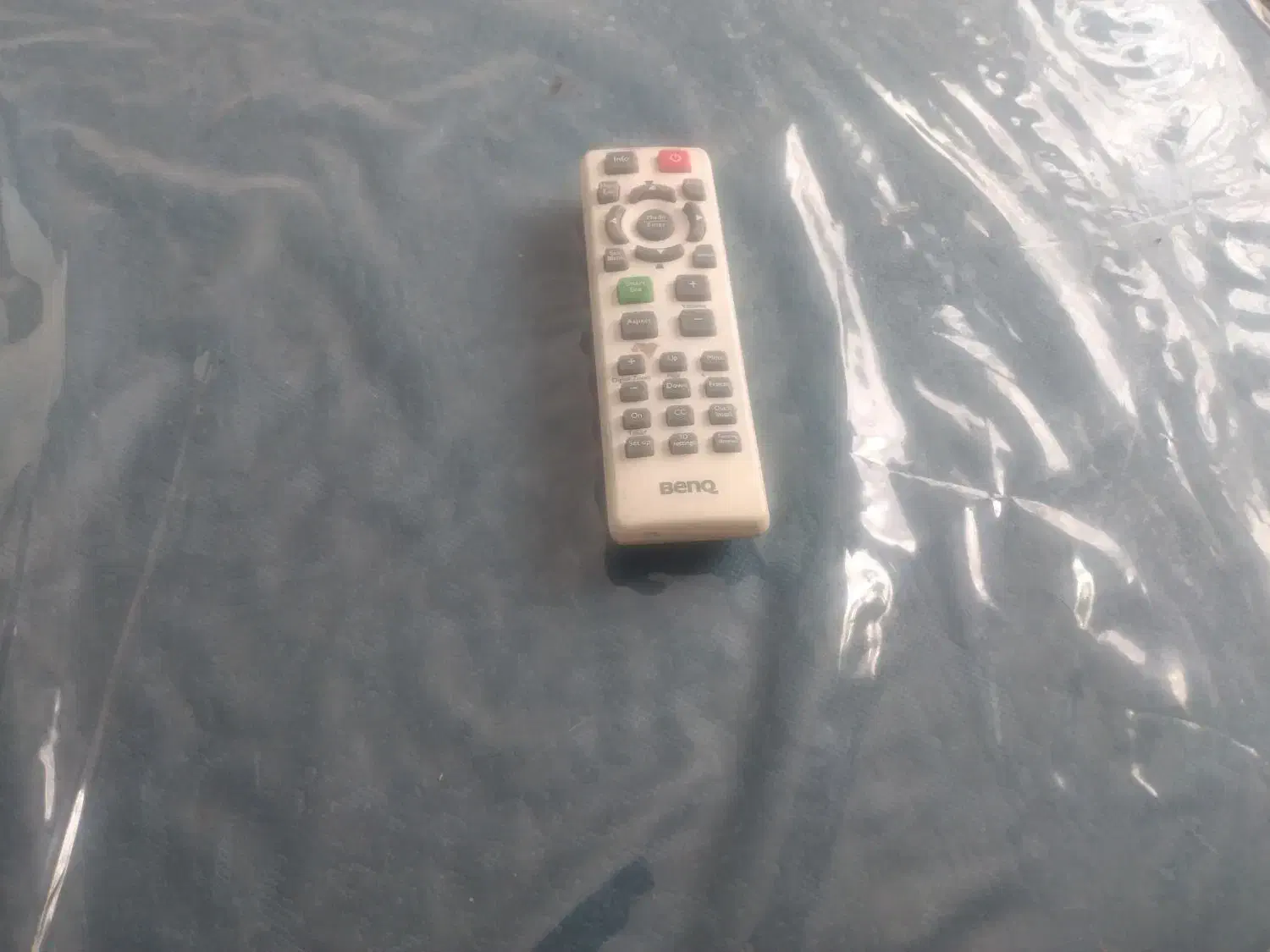 کنترل پروژکتور  اپسون|تلویزیون و پروژکتور|تهران, چیتگر شمالی|دیوار